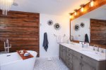 Master Ensuite